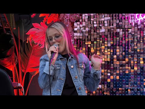 Carmen Kubska  in next cover of Miley Cyrus "Flowers"