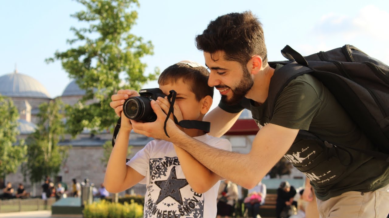 Alternative forms of political participation: youth, co-production and participatory art