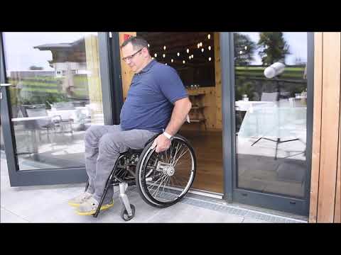 ALUMAT Rollstuhl über Schwelle und Nullschwelle