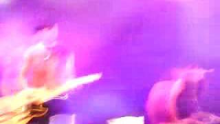 por verte sonreir en concierto