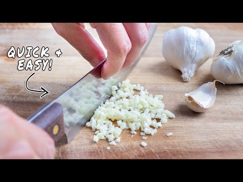 The BEST Way to Peel & Mince Garlic!
