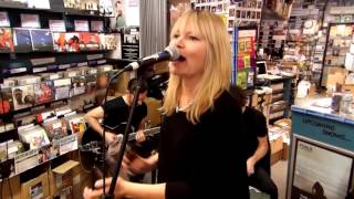"The Step and the Walk" - The Duke Spirit @ Banquet Records 6 May, 2016