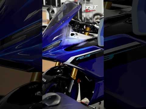 Die Forschungs- und Entwicklungsarbeiten von TST Industries für die aktualisierte Yamaha YZF-R3 2...