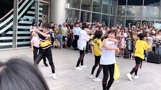 BOY STORY BUSKING in TianJin - Oh My Gosh (Fancam 2)
