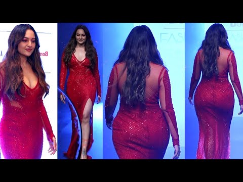 Uff Yeh Bandi 🔥 Sonakshi Sinha Flaunnts Her Huge Figur In Red Bodycon Outfit At Lakme Fashion Week