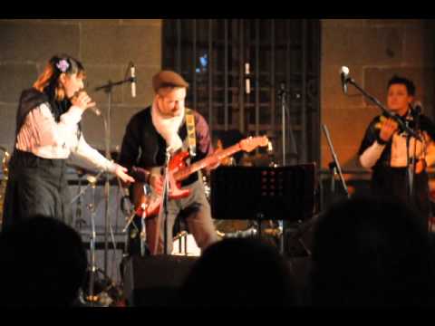La strada dell'amore - Leggera Electric Folk Band (Festa della Castagna Arcidosso 2014)