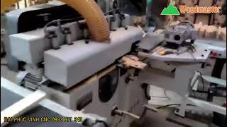 Băng tải lật phôi nằm - đứng cho máy ghép tự động Woodmaster