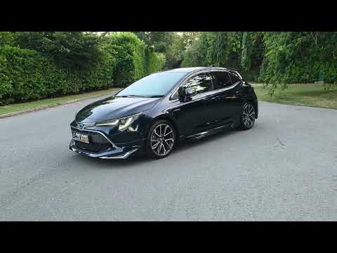 2018 Toyota Corolla 1.8 Petrol Hybrid G Z Edition - Image 2