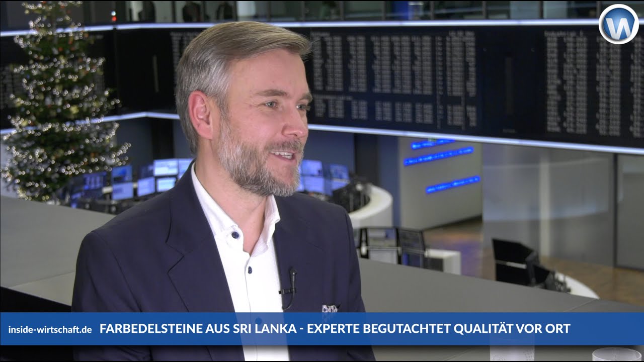 Chris Pampel (Deutsches Edelstein Kontor): „Ich habe selbst einen Saphir in 12m Tiefe gefunden"