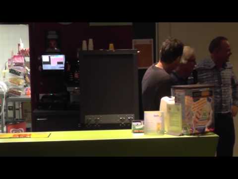 Opjestropdas 17 okt 2013 Er staat een auto verkeerd geparkeerd....