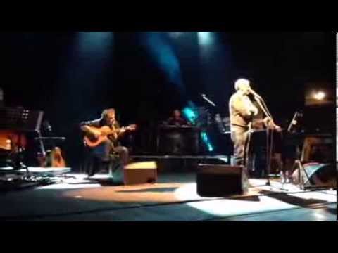 download lagu mp3 mp4 Vecchioni Io Non Appartengo Pi, download lagu Vecchioni Io Non Appartengo Pi gratis, unduh video klip Vecchioni Io Non Appartengo Pi