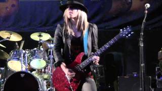 Orianthi &quot;What&#39;s It Gonna Be &amp; Song for Steve&quot; Live @ PRS Experience 2010 Turn up your speakers!
