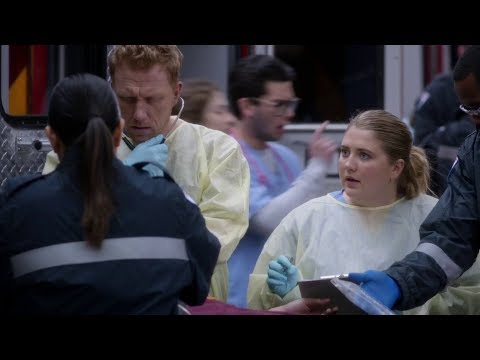 Owen and Amelia - 15x14 - I Want a New Drug - Scene 4
