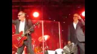 NINE BELOW ZERO - DON'T POINT YOUR FINGER AT THE GUITAR MAN / LIVE GENEVE 2013