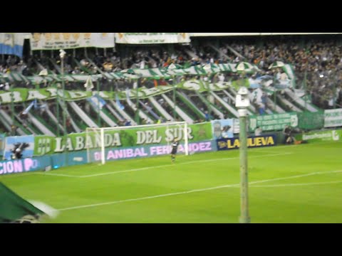 "Hinchada de Banfield vs Velez:  "Esta es la banda loca descontrolada"" Barra: La Banda del Sur • Club: Banfield