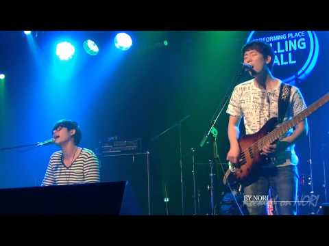 11시 11분 - 비추지 않는 달 (2013.07.28 / 롤링홀)