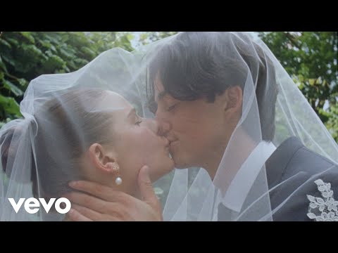 elijah woods - Skin & Bones (Official Music Video)