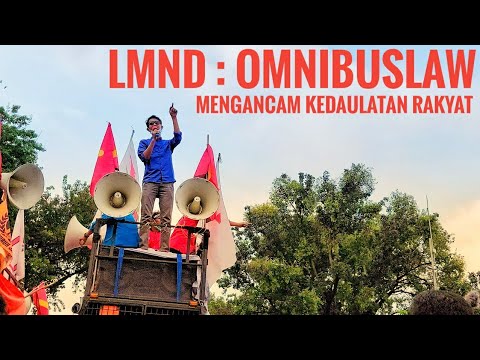 Orasi dari Liga Mahasiswa Untuk Demokrasi (LMND)