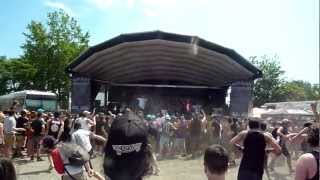 Set Your Goals - Goonies Never Say Die (Live) WARPED TOUR 2011 Montreal