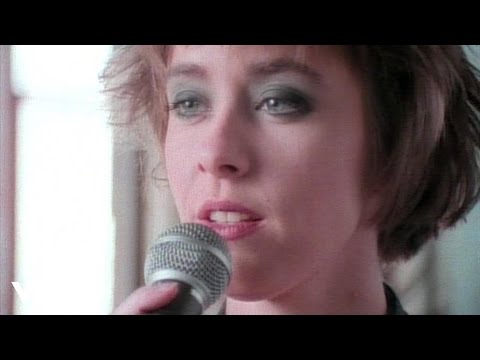 Suzanne Vega - Left Of Center