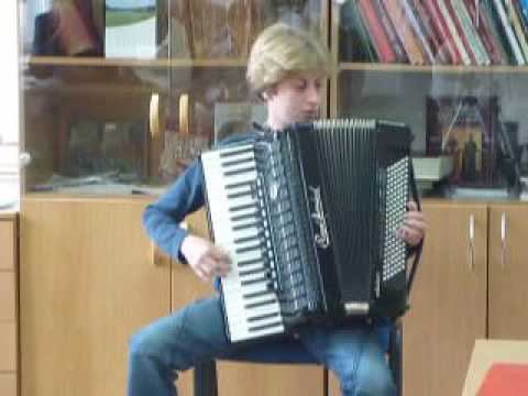 Accordeonist Vasiliy Palitsyn plays Running time E. Derbenko