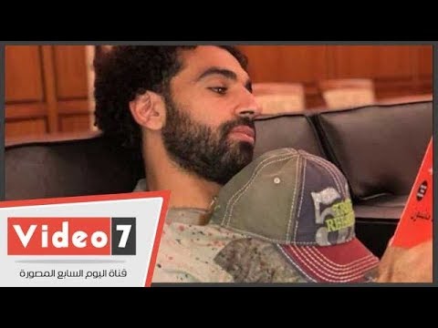 بعد ظهور محمد صلاح بكتاب فن الامبالاة شباب "حببنا فى القراءة وعلمنا إن أي أزمة تتحل بالعلم"