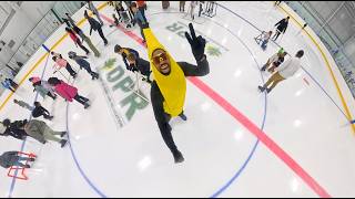 Professional roller skater tries ice skating