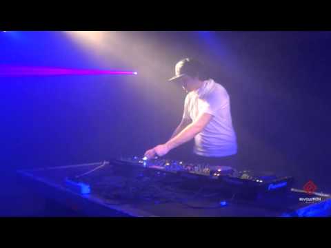 Gvozd - #WELOVE Drum&Bass 14.02.2014 [Revolution Radio]