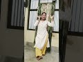 Gore Gore Mukhde Per Kale Kale Chashma