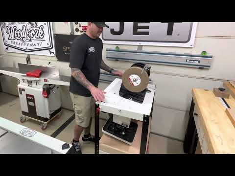 Jet Flip Top Stand