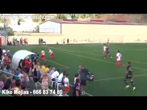 Fútbol amistoso: Selección Sur - UD LAS PALMAS en Tunte 2013 (4 de 7)