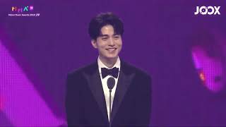 Download lagu [181201] BTS wins 'Best Album Of The Year' at 2018 Melon Music Awards mp3