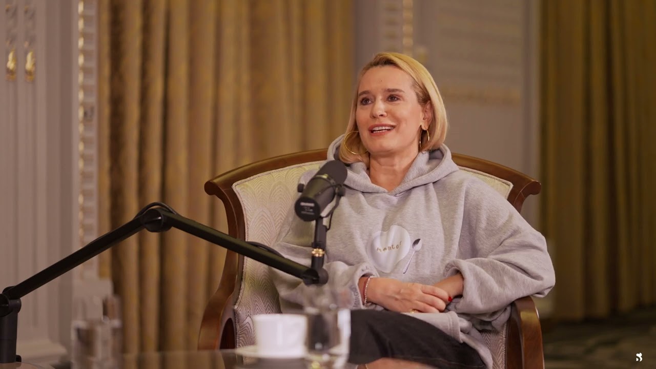 The Expert Hour | Episode 12 - Andreea Esca