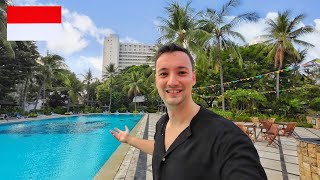 $100 Luxury Hotel In Jakarta, Indonesia 🇮🇩