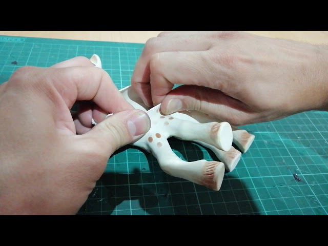 Vídeo relacionado con Sophie la Girafe 850737 - Luz Nocturna Nomade, unisex