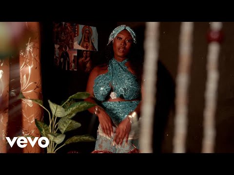 Shaneil Muir - Gypsy (Official Music Video) ft. CJTheChemist