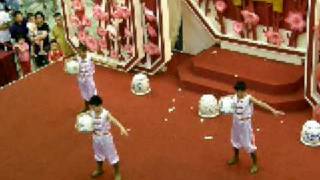 Acrobatic Performance (Small Jars)