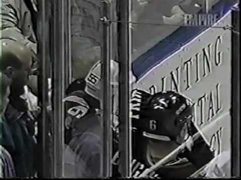 Keith Primeau vs Wayne Primeau - Brother fight