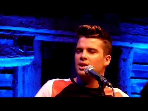 Joe McElderry E Penso A Te High Barn 20/07/13