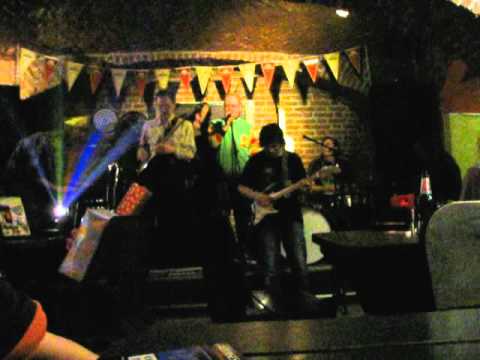 Dr.I-bol & DiaPositive - Go, Rastaman, Go