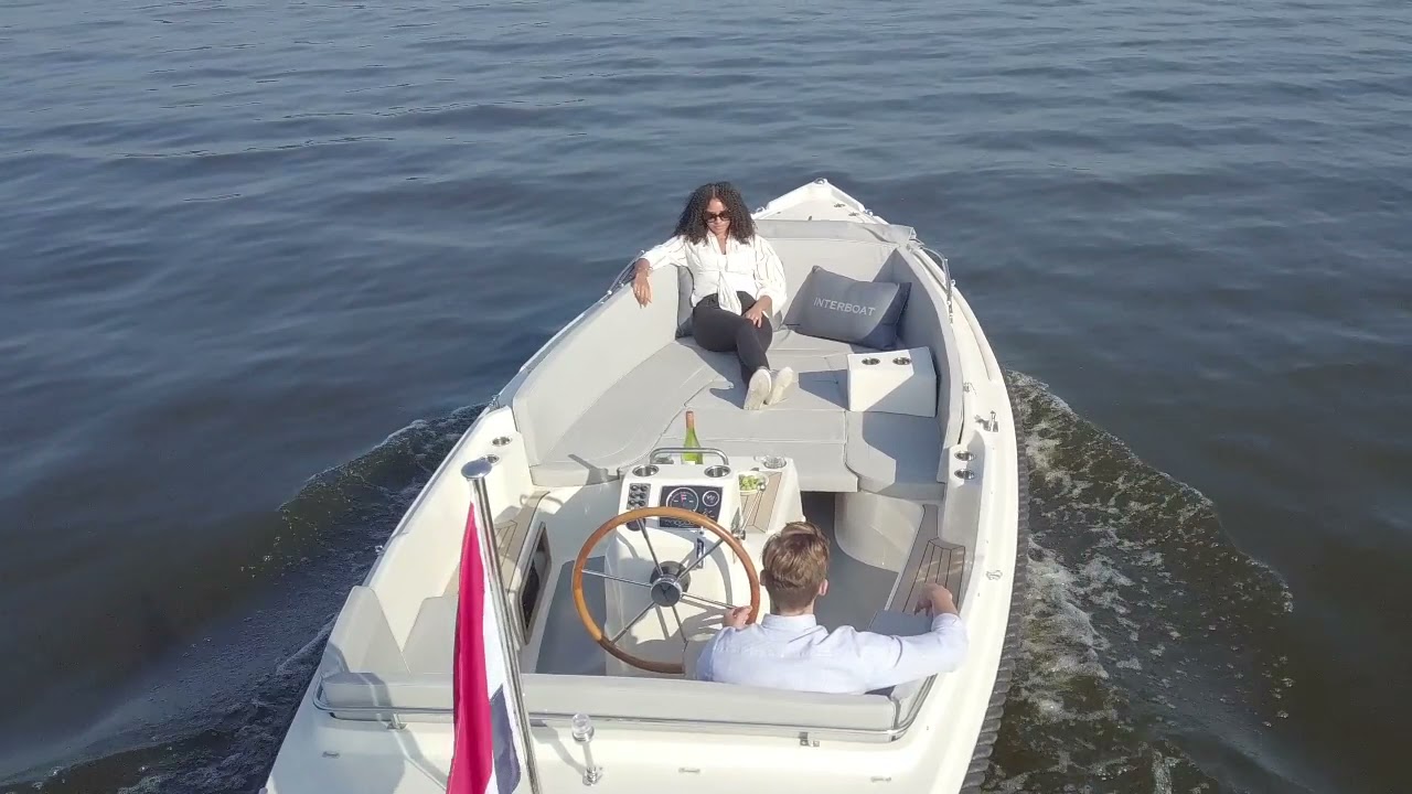 Interboat 19 - Trailer