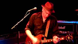 Buffalo Tom -  Larry / I&#39;m Allowed @ Melkweg (4/8)