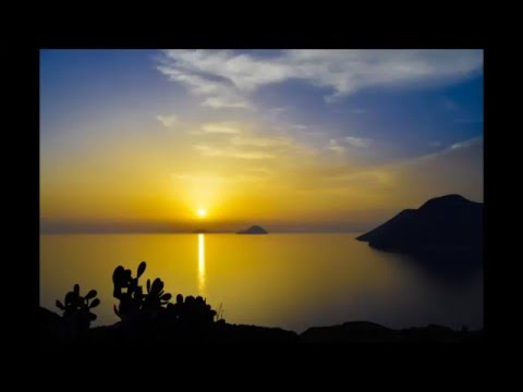 download lagu mp3 mp4 Siamo Tutti Sotto Lo Stesso Cielo, download lagu Siamo Tutti Sotto Lo Stesso Cielo gratis, unduh video klip Siamo Tutti Sotto Lo Stesso Cielo
