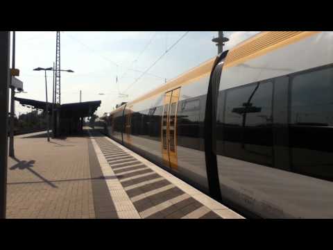 Abfahrt einer Doppeltraktion Eurobahn Talents und durchfahrt einer BR 424 in Gütersloh