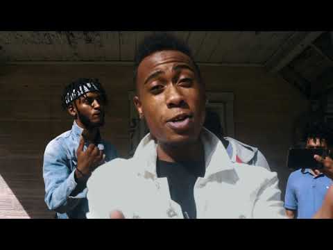 Lil Leek- No Laces (Official Video)