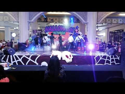 STRAY KIDS (스트레이 키즈) - 'Intro Miroh Kingdom + Thunderous (소리꾼)' Dance Cover by ULTROS