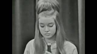 The Shangri-Las --  Out in the Streets (1965)