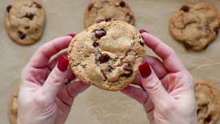Best Chewy Chocolate Chip Cookies {Paleo & Vegan}