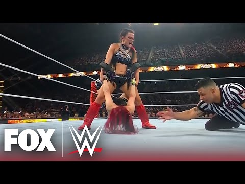 Lyra Valkyria upsets IYO SKY in Queen of the Ring semifinals match on Raw | WWE on FOX