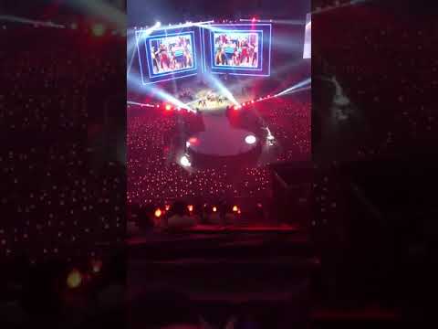 [181021] Taeyeon - Holiday at 'S Concert in Seoul Day 2